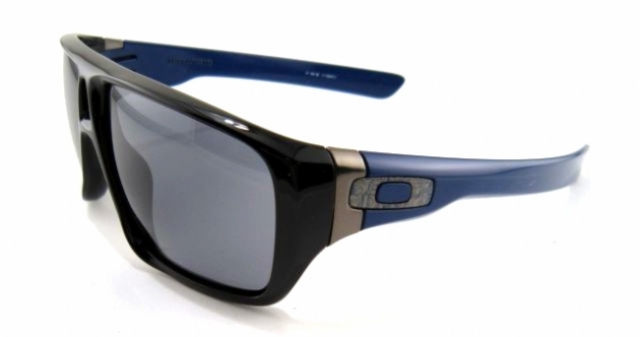 OAKLEY DISPATCH 909013