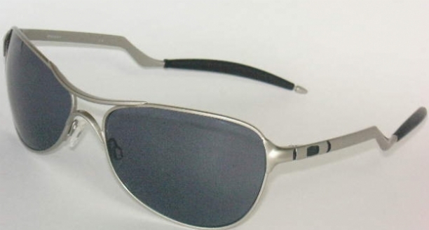 OAKLEY WARDEN 05941