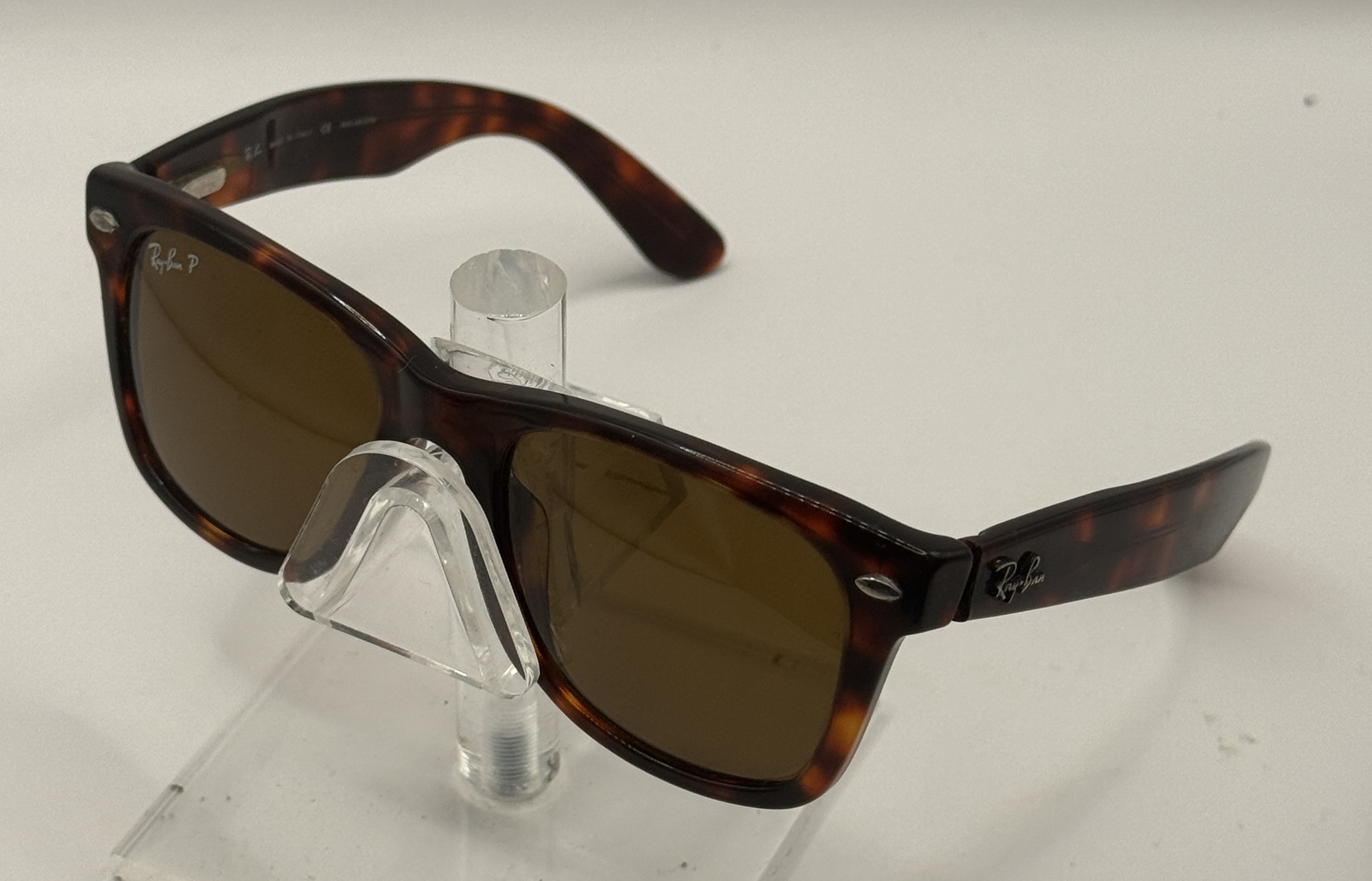 CLEARANCE RAY BAN 2113 {USED} 90947
