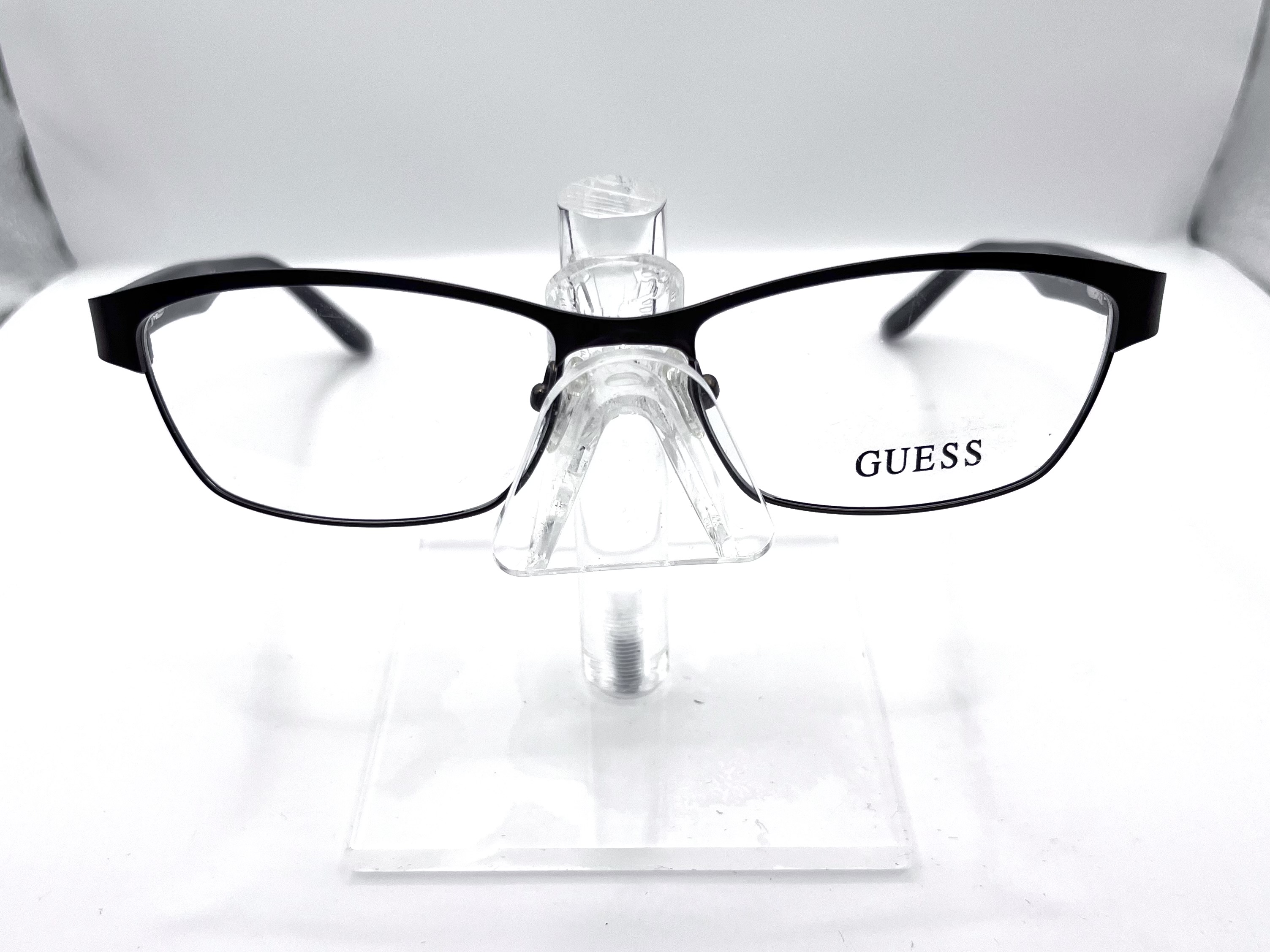 CLEARANCE GUESS 2420 049