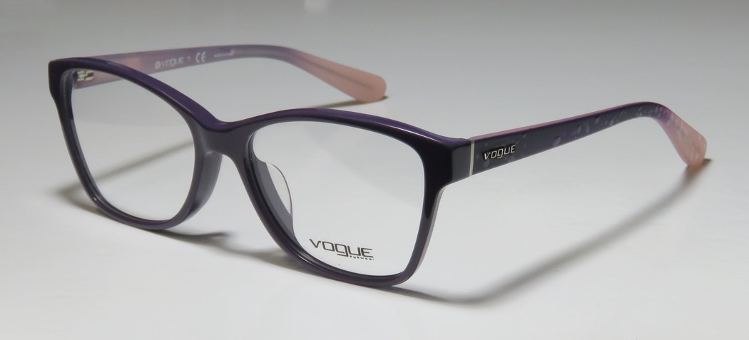 VOGUE 2998-F 2357